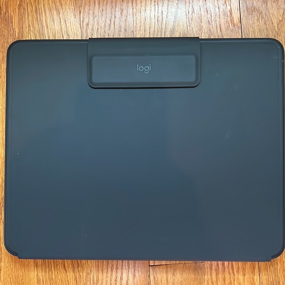 Logitech Slim Folio Pro Backlit Bluetooth Keyboard for iPad Pro 12.9 gen 3+4 - Picture 4 of 4